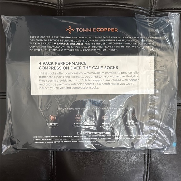 Tommie Copper Women’s 4 Pack Performance Compression Over the Calf Socks - Picture 4 of 5